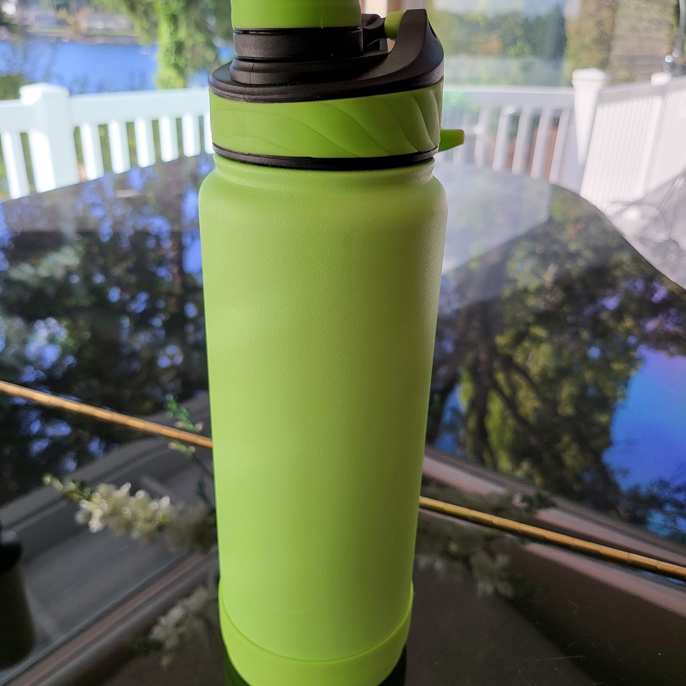 💚✨ Manna 40oz Stainless Steel Water Bottle